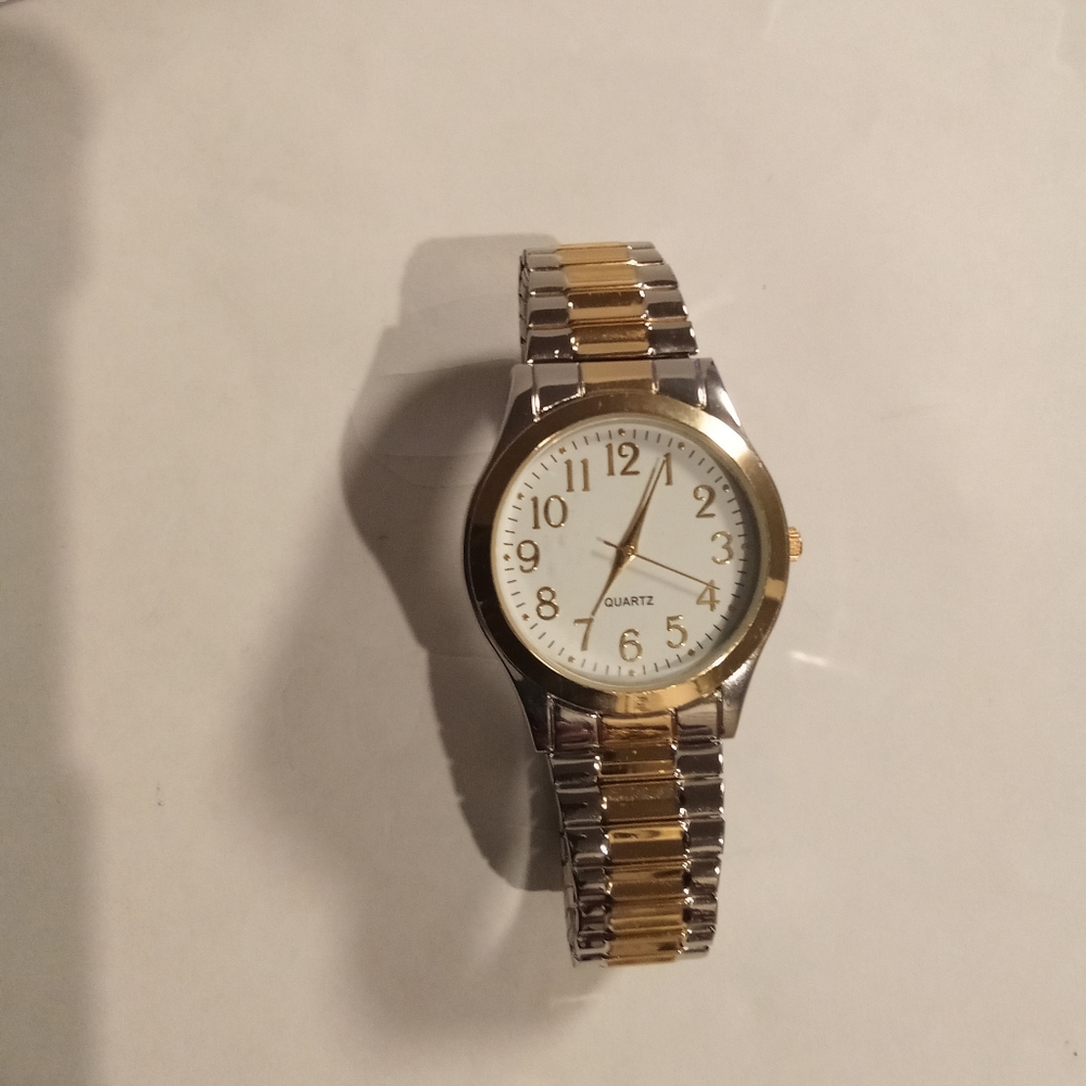 Watch - Picture 4 of 4